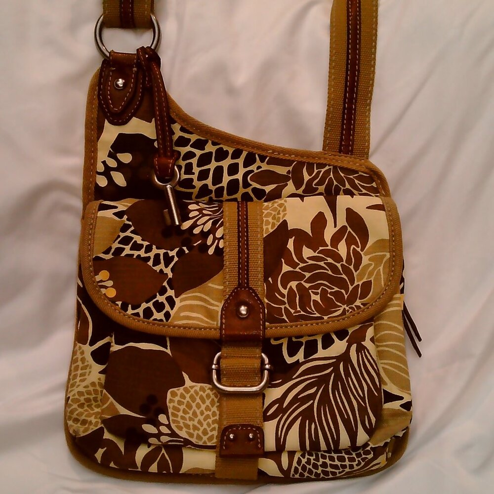 Vintage Fossil Crossbody Bag Looks New